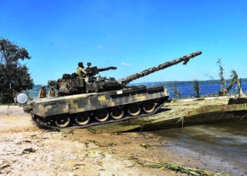 «Маруновый берет-2018»: николаевские десантники отработали рейдовые действия и паромные переправы в тылу условного противника