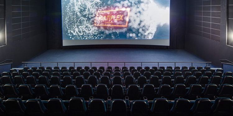 В криворожском кинотеатре поймали “видеопирата” на горячем