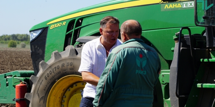 Олег Ляшко: «Государство должно изменить свое отношение к селу и человеку труда»