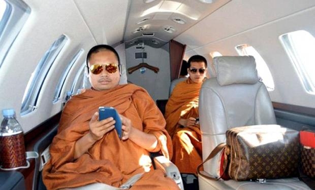 Чуждый нам мир: буддийский монах получил 114 лет тюрьмы за роскошь