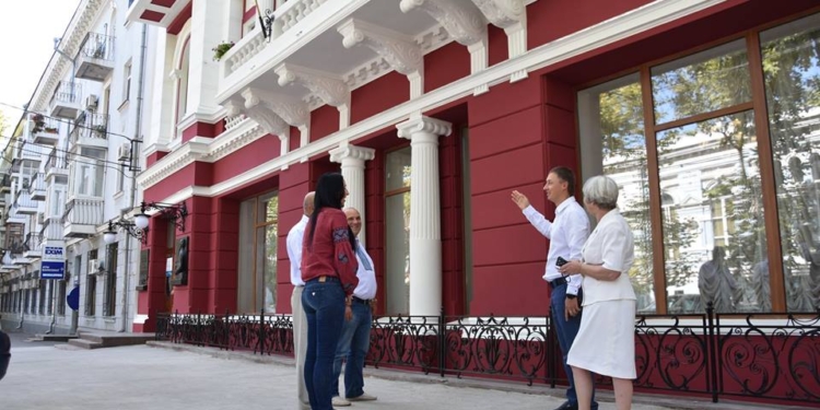 Реставрация фасада художественного музея им. Верещагина завершена в срок