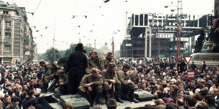 Глава чешской Компартии обвинил в подавлении “Пражской весны” Украину