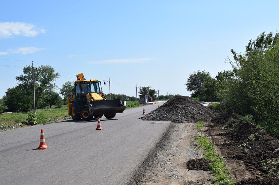 Валентин Гайдаржи недоволен темпами работ "Дорлидера" на трассе Т-15-08 в Николаевской области 1