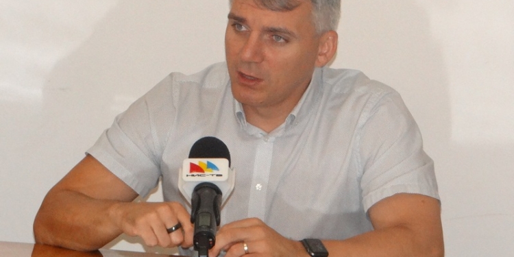 У мэра Николаева есть желание сделать из депутатов одной из комиссий регулировщиков дорожного движения