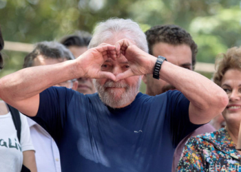 В Бразилии осужденного за коррупцию экс-президента выдвинули кандидатом на пост главы государства