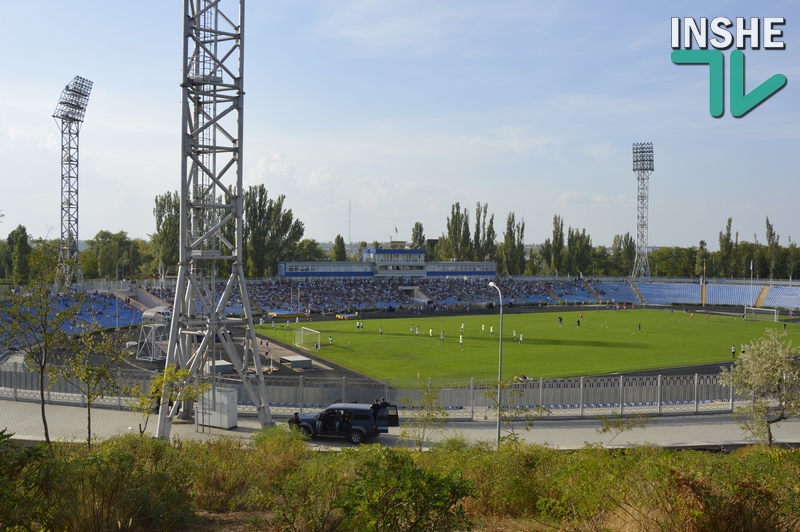 Центральный стадион Николаева закупает технику для ухода за газоном на 5 миллионов 1