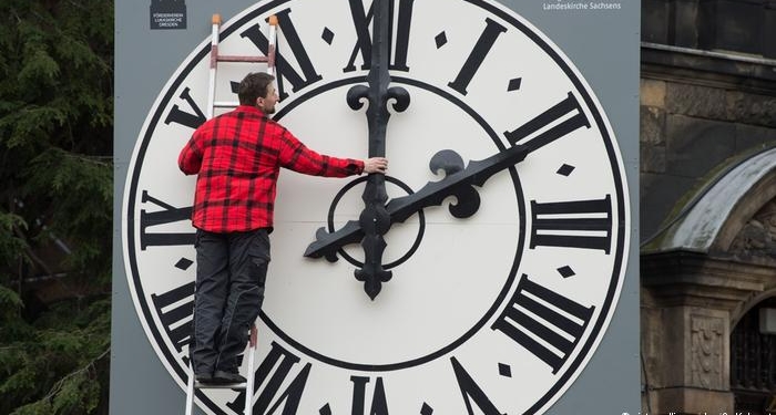 В ЕС хотят отказаться от летнего-зимнего времени