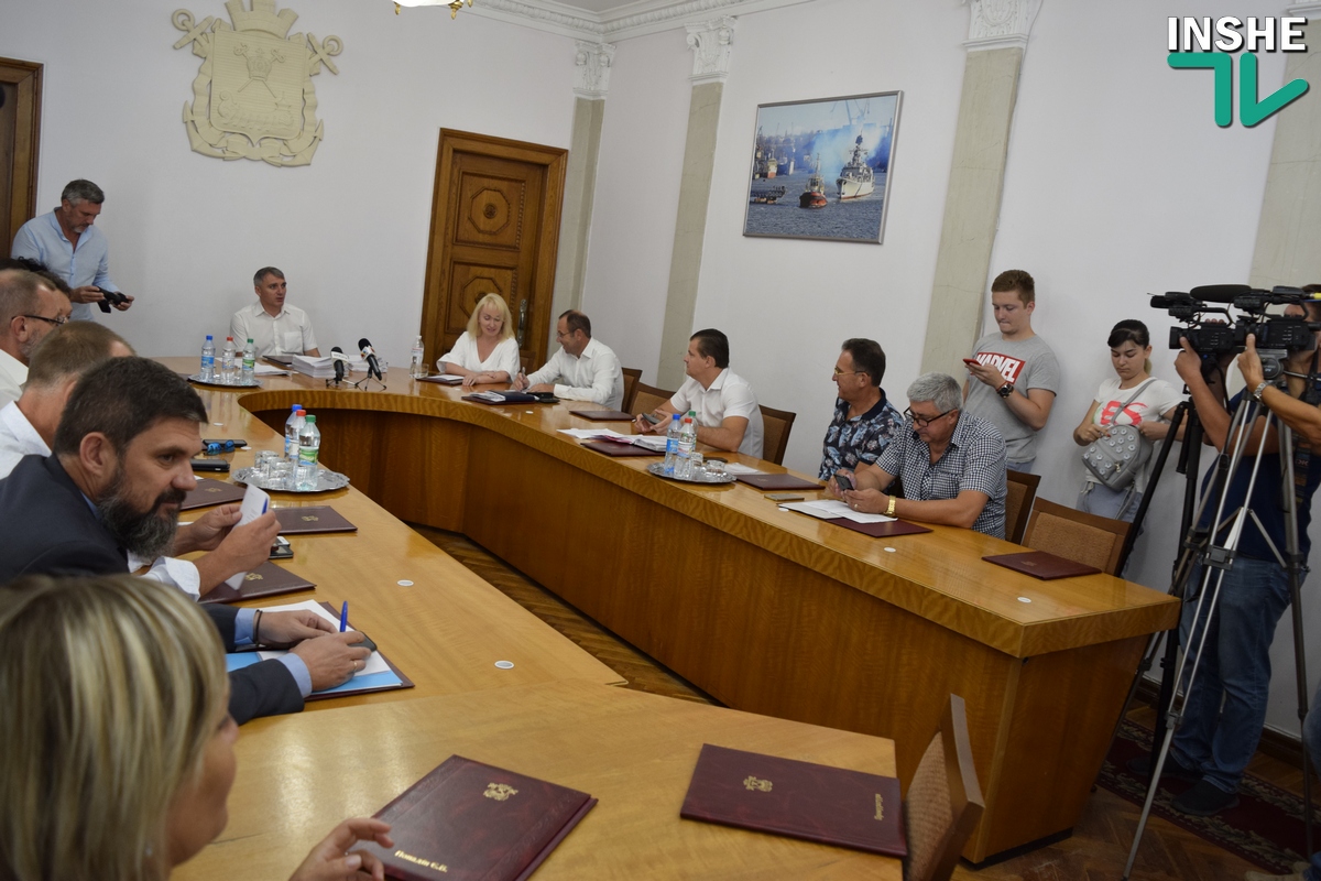 Исполком поручил юристам мэрии готовить иск в суд на департамент ЖКХ