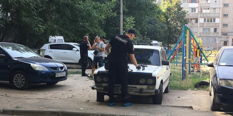 Нехороший дом: в Николаеве нашли зарезанного мужчину в доме, где изнасиловали Оксану Макар