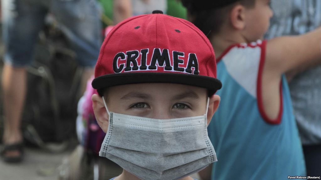 На админгранице с Крымом отравились украинские пограничники из-за химических выбросов 1