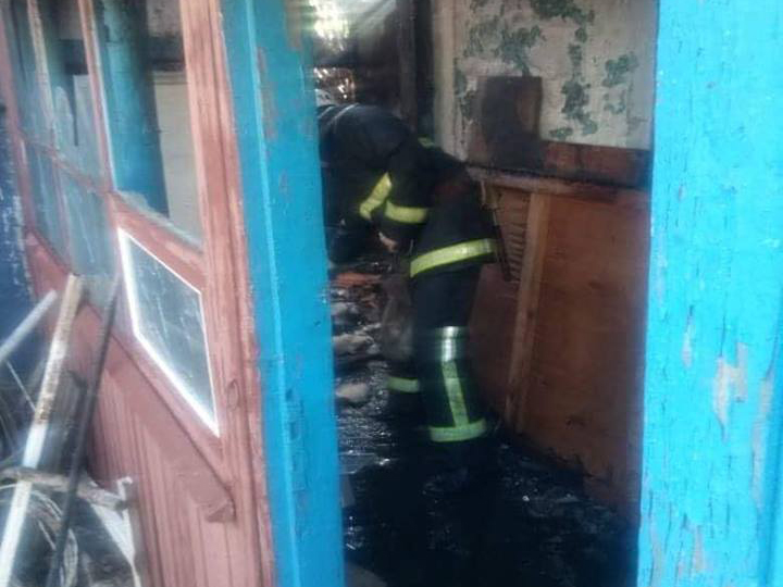 На Николаевщине спасатели дважды тушили пожары в нежилых постройках 1