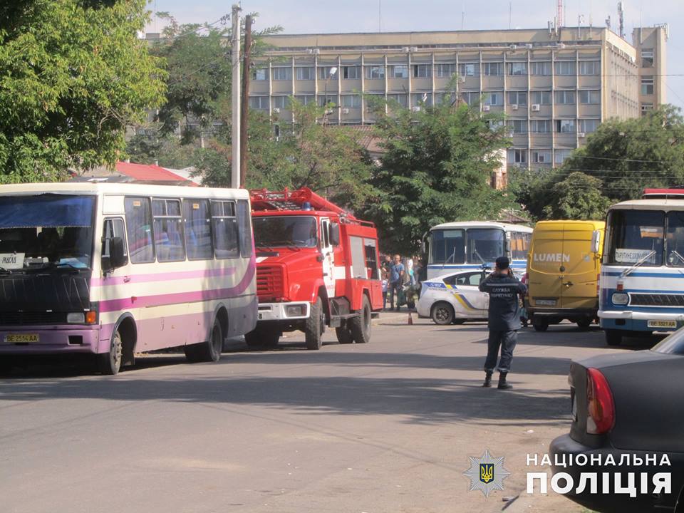 И не ребенок же ж: в Николаеве «минером», сообщившем о взрывчатке в авто у автовокзала, оказался 59-летний мужчина 2