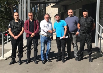 Волонтеры помогают не только армии: две недели в БСМП Николаева общественный порядок безвозмездно будут блюсти бойцы охранного агентства