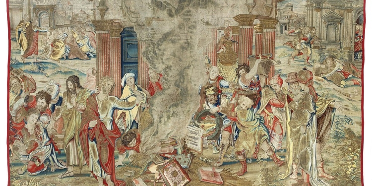 Уникальный гобелен «Святой Грааль» с золотыми и серебряными нитями, который последний раз видели в Виндзорском замке в 1770 году, нашли в Испании