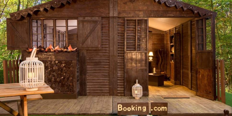 Во Франции построили шоколадный домик, в котором можно переночевать за относительно небольшие деньги