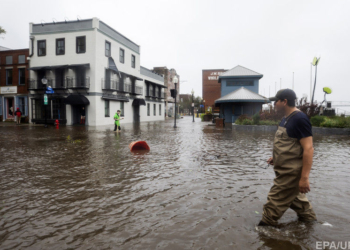 В США выросло число погибших в результате мощного урагана Флоренс