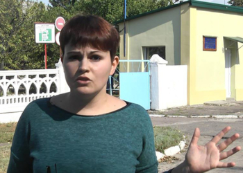 Директор психдиспансера напал на журналистку, снимавшую сюжет об избиении подростков-пациентов