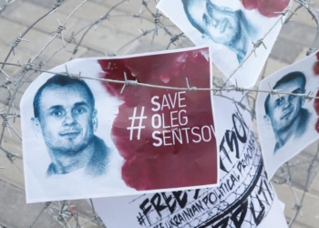 В Париже голодают в поддержку Сенцова