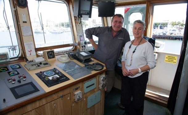 Мазут вытекает. В Австралии семья купила военный корабль, чтобы консервировать затопленные во время войны суда