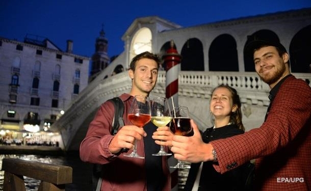 В Венеции введут “сухой закон” для туристов