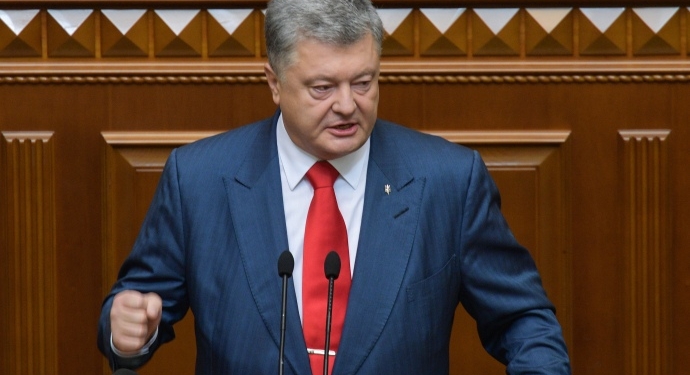 Порошенко раскритиковал реформаторские идеи Тимошенко