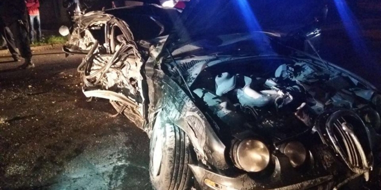 Пьяный водитель + пьяный пассажир = в Николаеве патрульные гонялись за «Ягуаром»