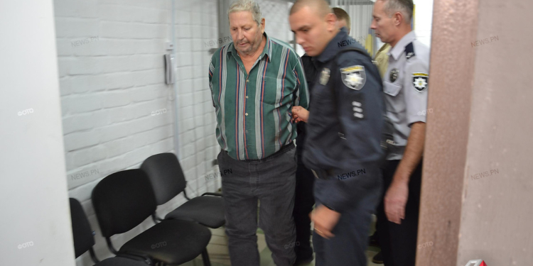 Пенсионер, стрелявший в детей в Новой Одессе, арестован без права внесения залога