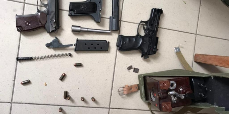 В Николаеве нашли убийцу 37-летнего горожанина. А при нем – пистолет из зоны ООС