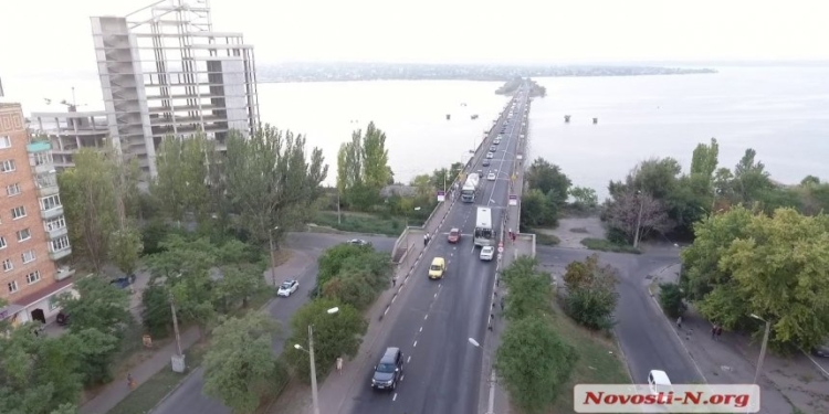 Мэр анонсировал перекрытие Варваровского моста: «Все серьезнее, чем предполагалось»