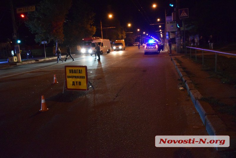 В микрорайоне Северный водитель Mitsubishi сбил пешехода, перебегавшего улицу на «красный» 3