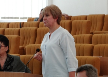 Золотая акция Демченко: Николаевский облсовет сумел проголосовать за обращение к КМУ по дорогам, только уговорив Татьяну Васильевну