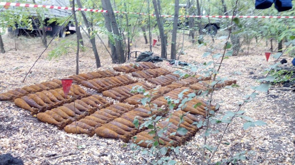 Вот так «клад»: на Николаевщине обнаружили почти 200 старых минометных мин 1