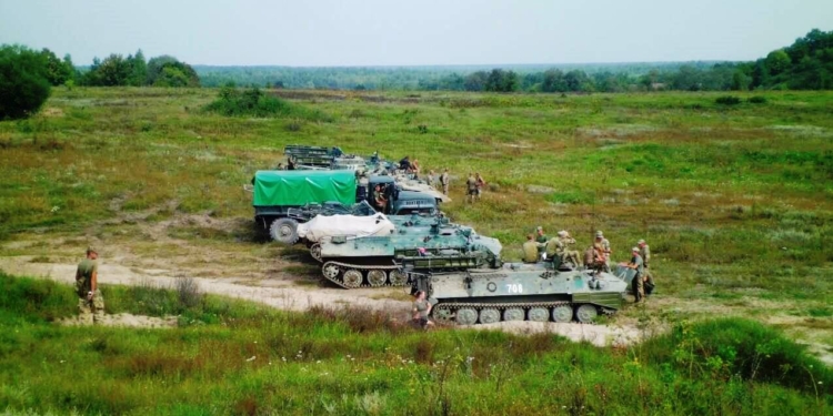 Марш, стрельбы и преодоления водной преграды. Николаевские десантники выиграли конкурс на лучший зенитно-ракетный взвод