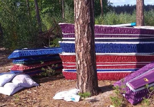 Самый страшный тренинг. В лесу под Киевом нашли гробы с дырками в крышках – в них закапывали живых