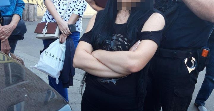 В Николаеве полиция задержала двух закладчиц амфетамина