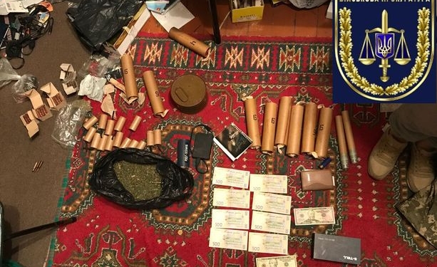 Прокуратура задержала военнослужащих, сбывавших наркотики в учебном центре ВСУ