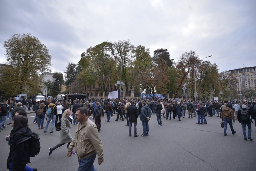 "Ночь на Банковой": в Киеве протестуют из-за нападений на активистов 6