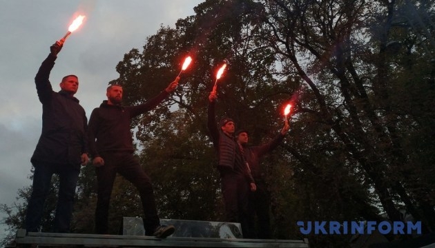 “Ночь на Банковой”: в Киеве протестуют из-за нападений на активистов