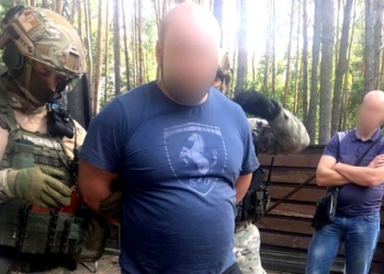 В Киевской области разоблачили банду рэкетиров, которых прикрывал глава поселкового совета