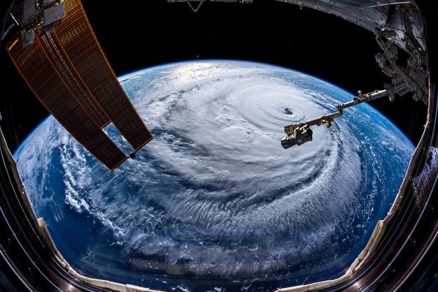 NASA показало масштабы приближающегося к США урагана Флоренс 1