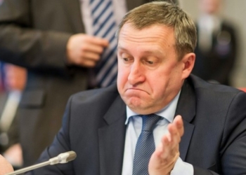Правительство Польши возмутило заявление украинского посла Дещицы