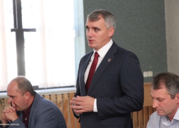 Сенкевич пообещал сделать систематическими встречи с руководителями ОСМД