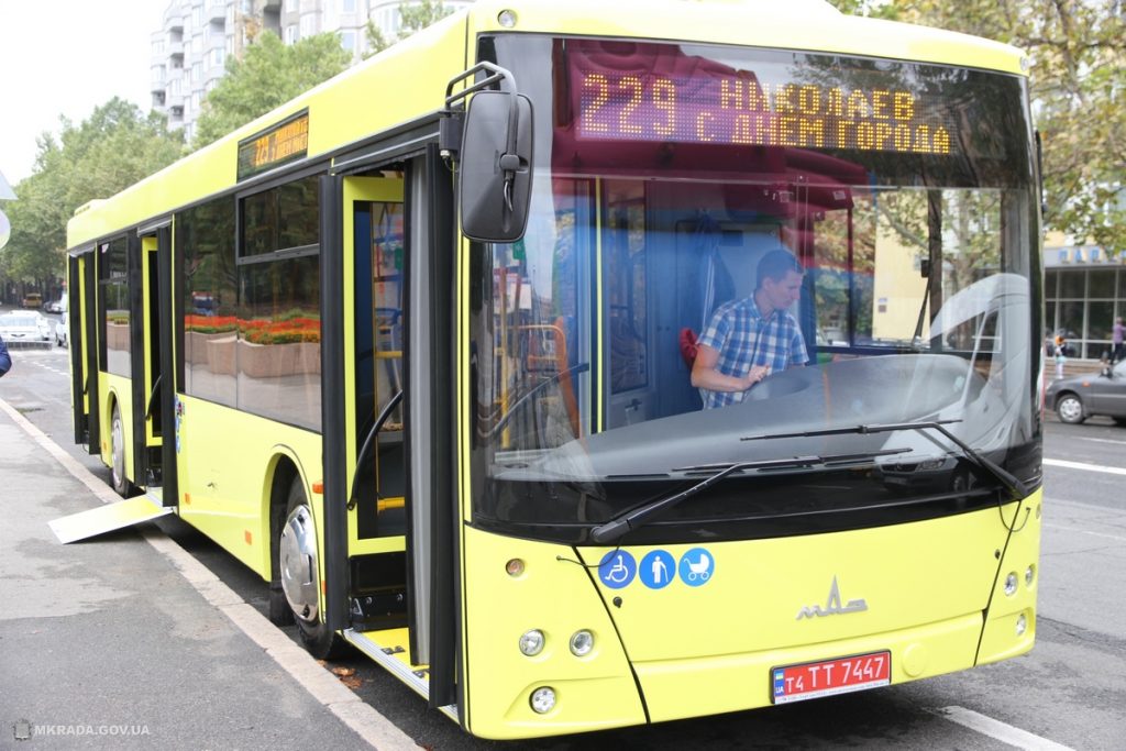 Сенкевич презентовал николаевцам автобусы, которые планирует купить за кредит от ЕБРР 1