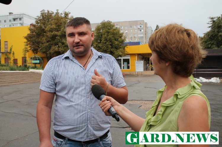 В Южноукраинске мэрия собралась демонтировать незаконные МАФы – на помощь предпринимателю пришли «титушки» 13