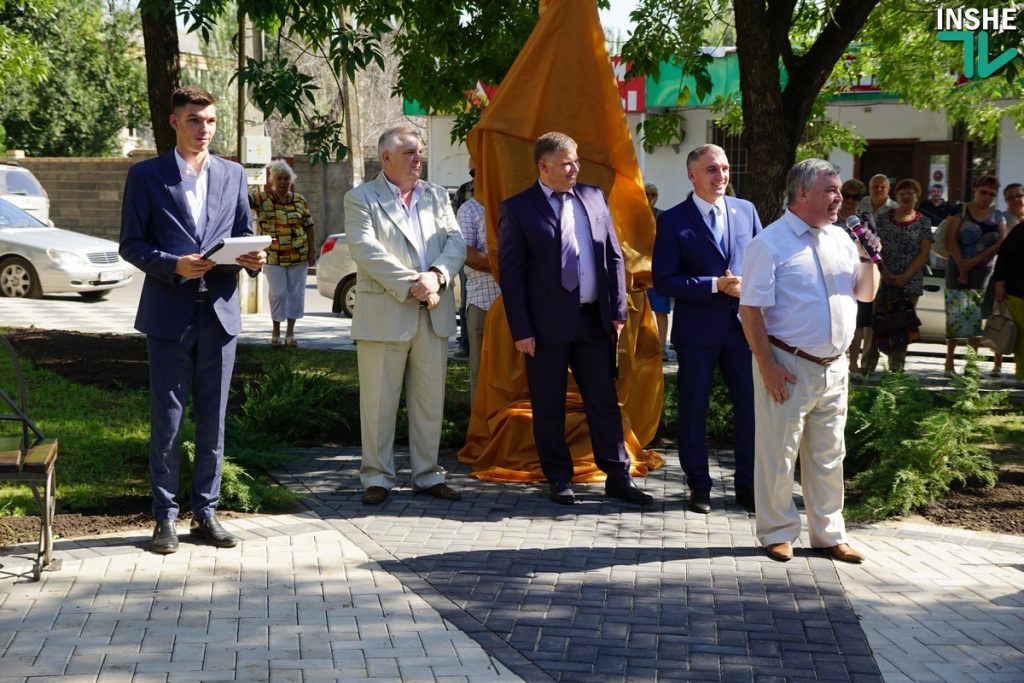 Сенкевич открыл два обновленных сквера в Заводском районе – один из них посвятили памяти композитора Криворучко 7