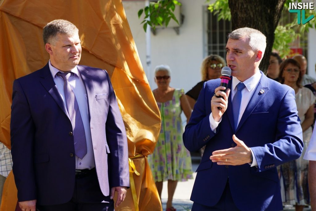 Сенкевич открыл два обновленных сквера в Заводском районе – один из них посвятили памяти композитора Криворучко 9