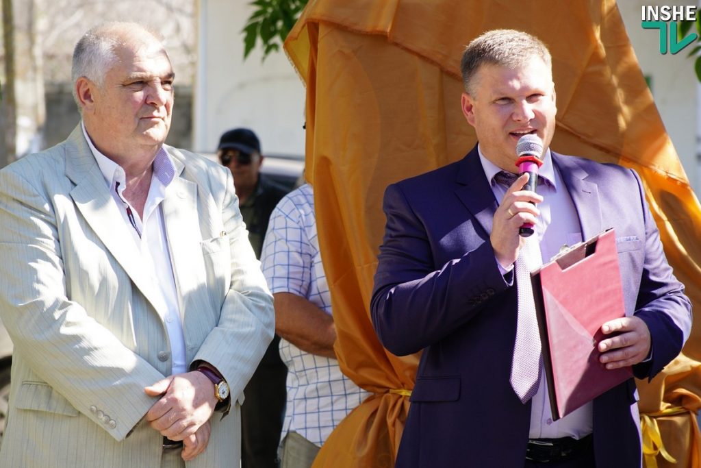 Сенкевич открыл два обновленных сквера в Заводском районе – один из них посвятили памяти композитора Криворучко 11