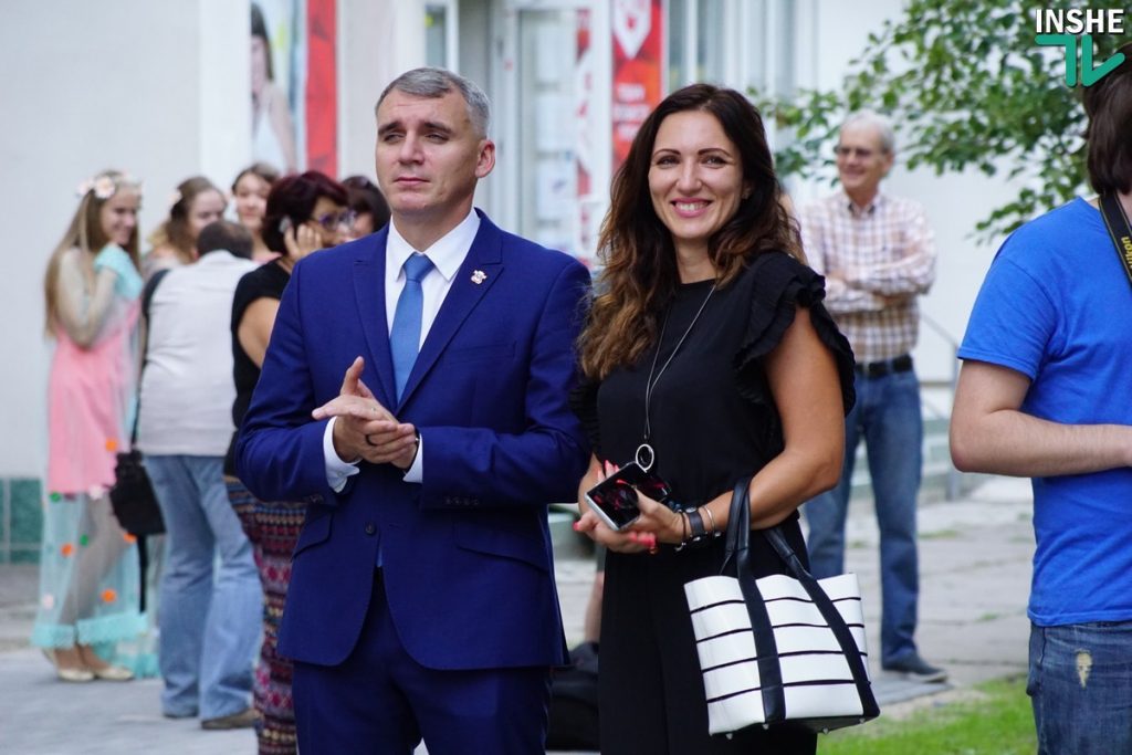 Сенкевич открыл два обновленных сквера в Заводском районе – один из них посвятили памяти композитора Криворучко 53