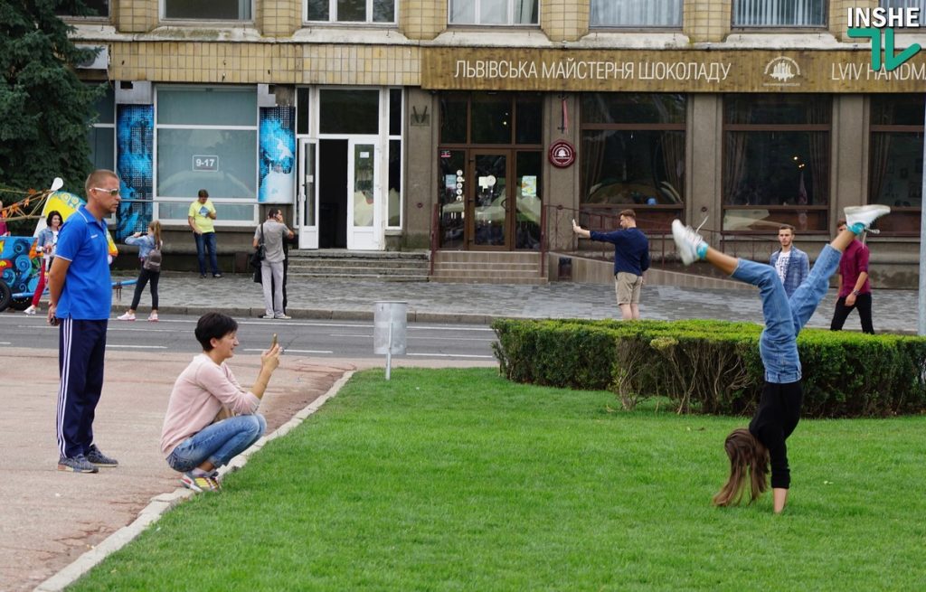 I Love Mykolaiv. Ко Дню города Николаеву подарили новое арт-пространство и устроили многочисленные представления на Соборной 93