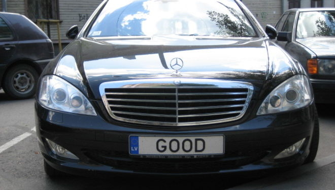 В Украине хотят изменить правила получения именных автономеров